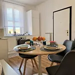 Nur Casa Vacanze アパート ベルガモ